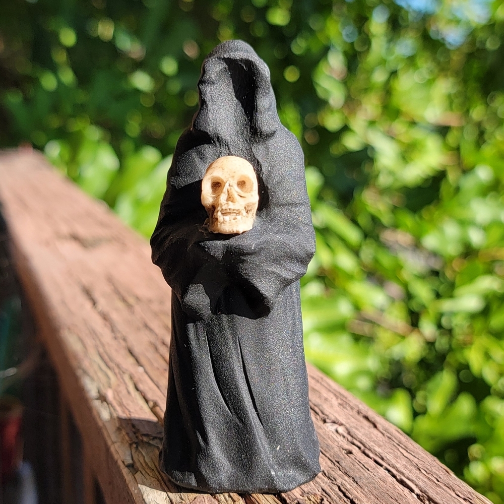 (A) NEW 3.95" BLACK OBSIDIAN GRIM REAPER WITH SKULL